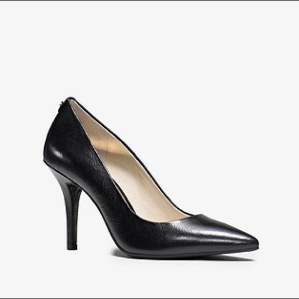 Michael Kors heels. Black. Size 6.5